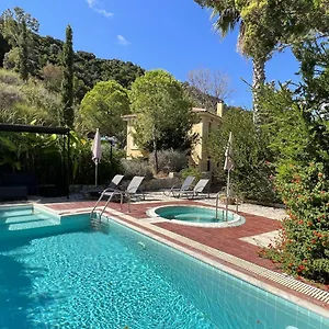 Atlantis Villa