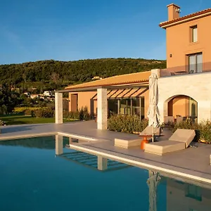Reveli Aparthotel